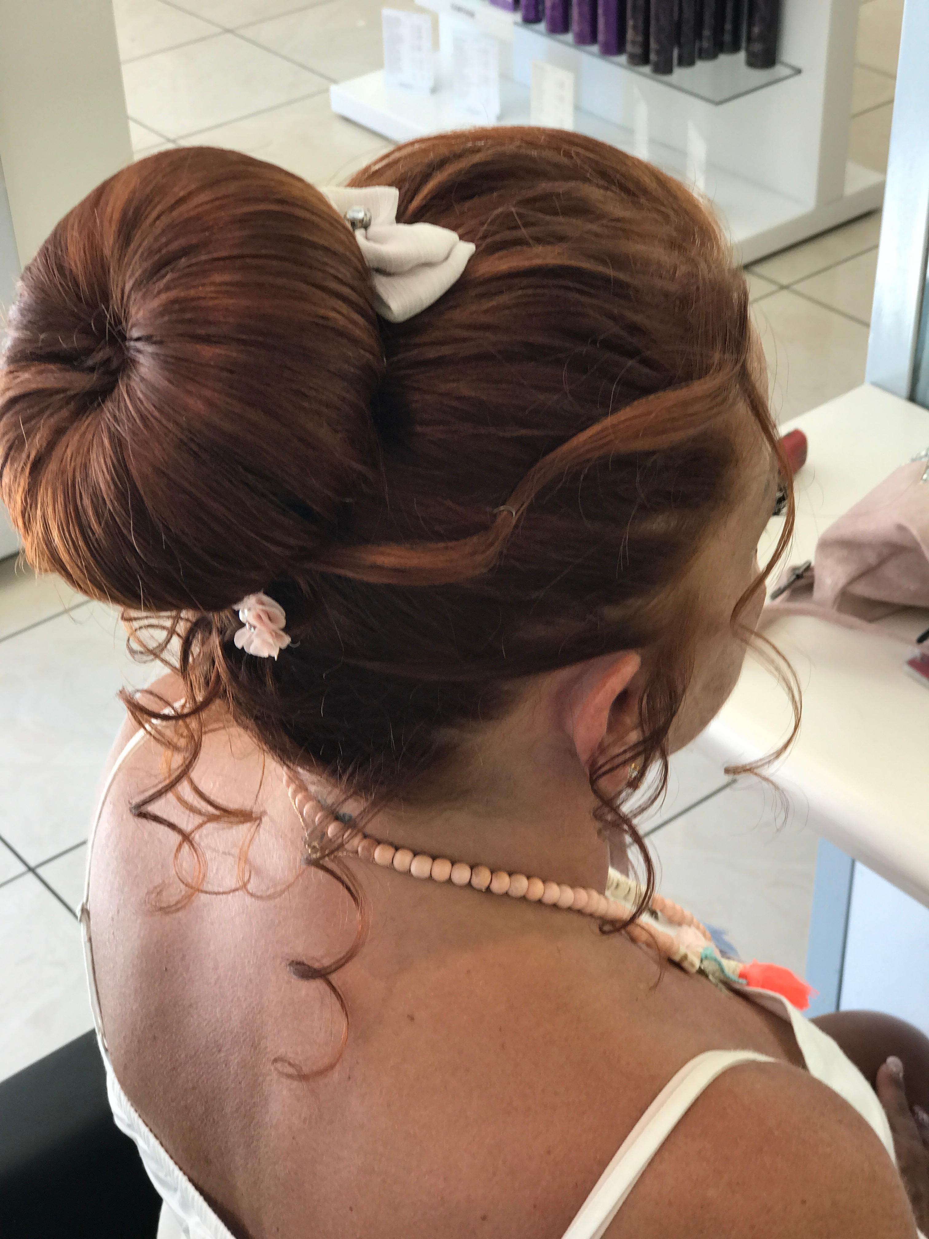 Chignon Bun Glam