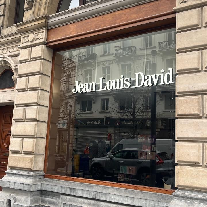 Nouveau look,pour votre salon de coiffure