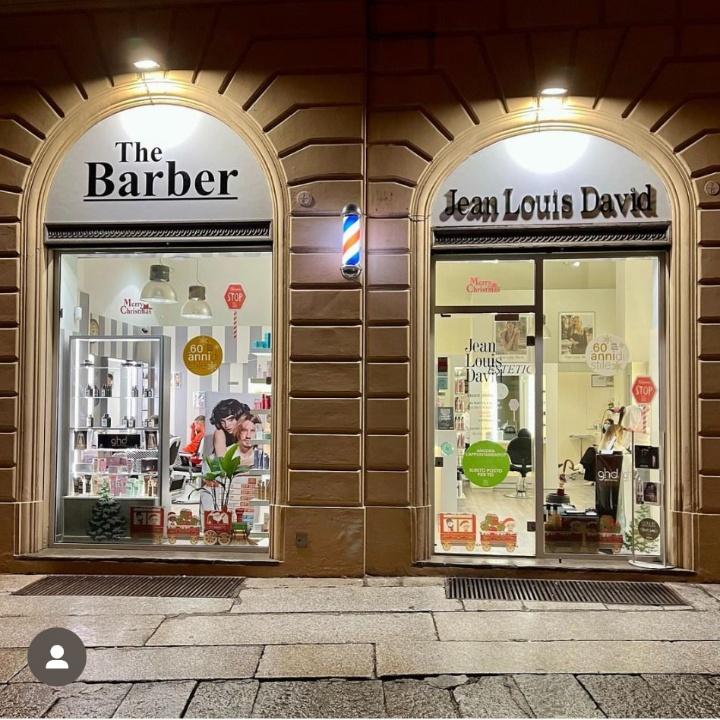 VETRINE NEGOZIO DI SERA