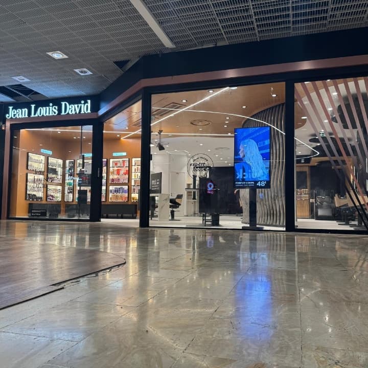 Vitrine salon