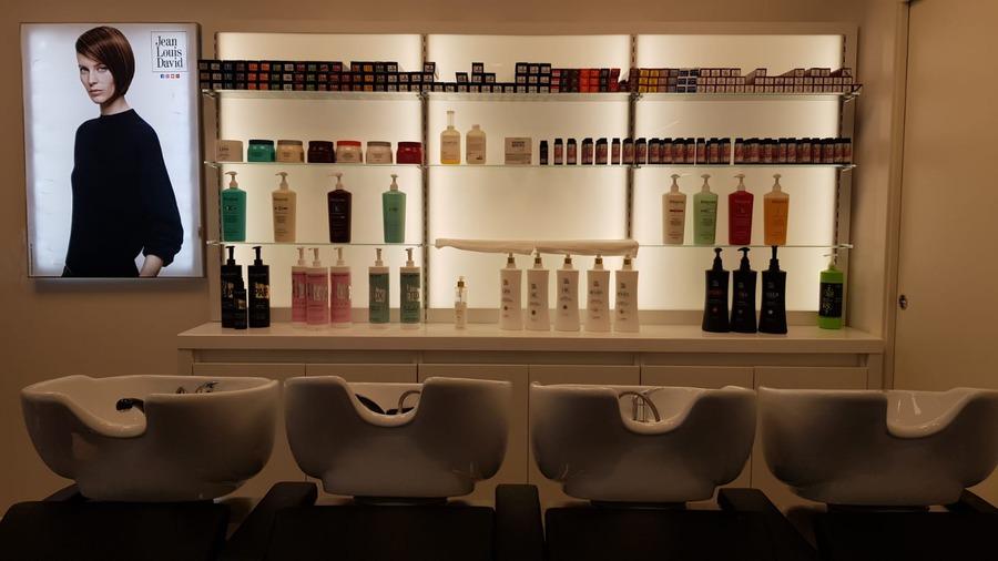 Salone c.c. le Corti