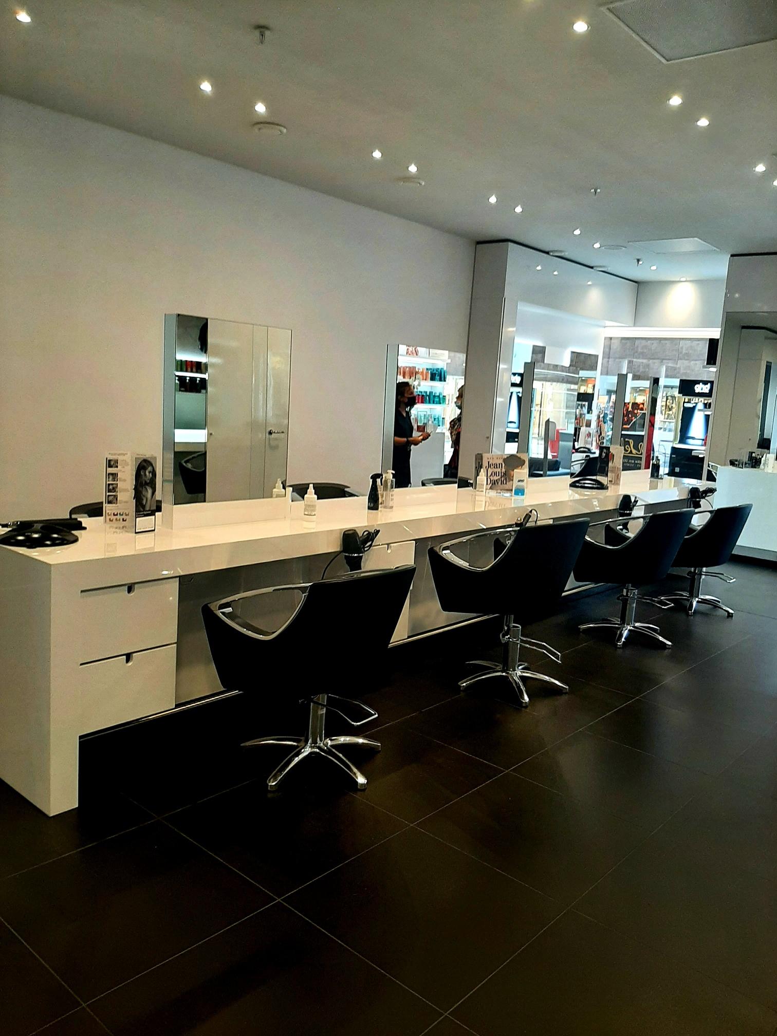 salon