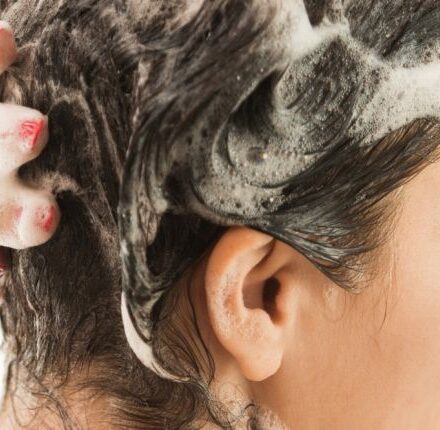 Produit et technique : comment bien se laver les cheveux ?