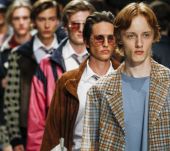 Tendance coupe homme : 3 façons d'adopter le style seventies